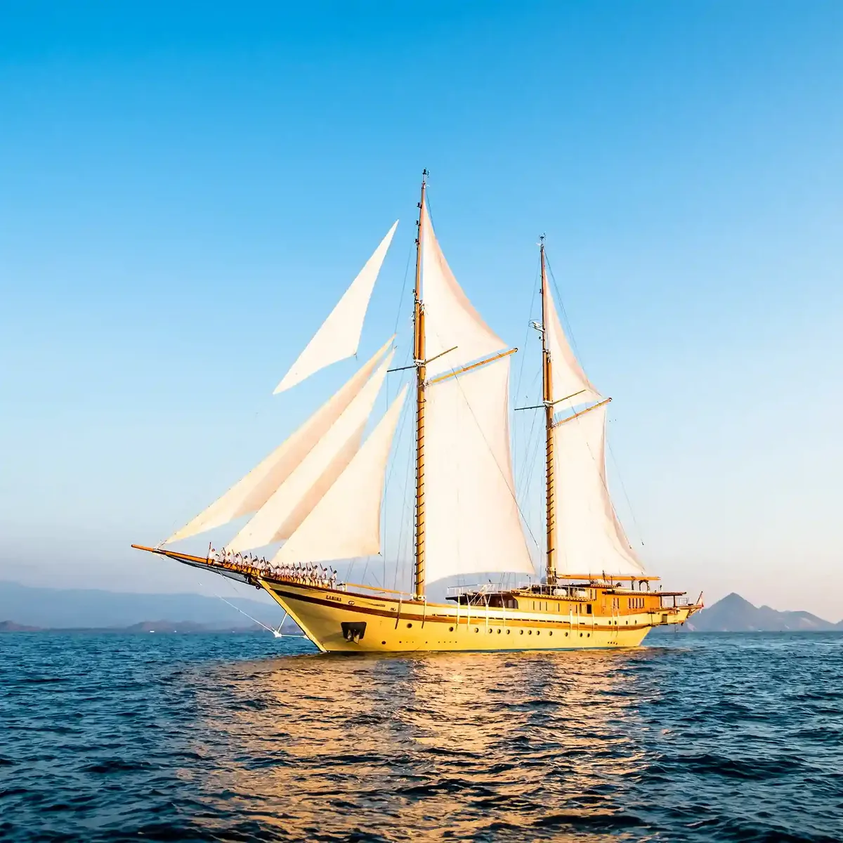 Lamima liveaboard sailing Raja Ampat