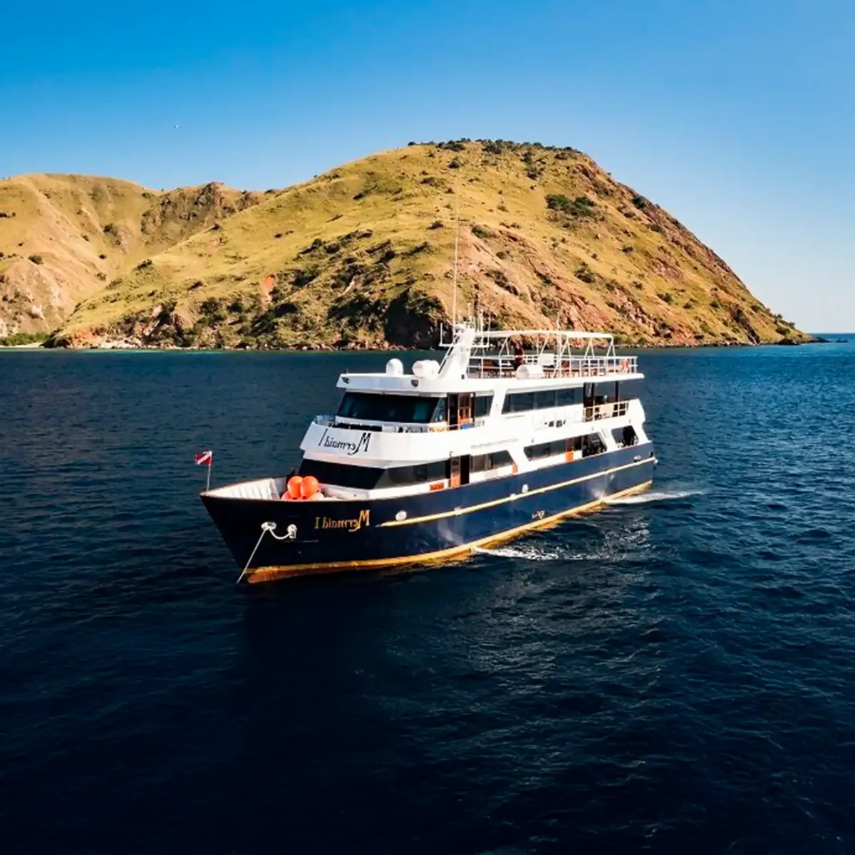 Mermaid I liveaboard sailing Raja Ampat