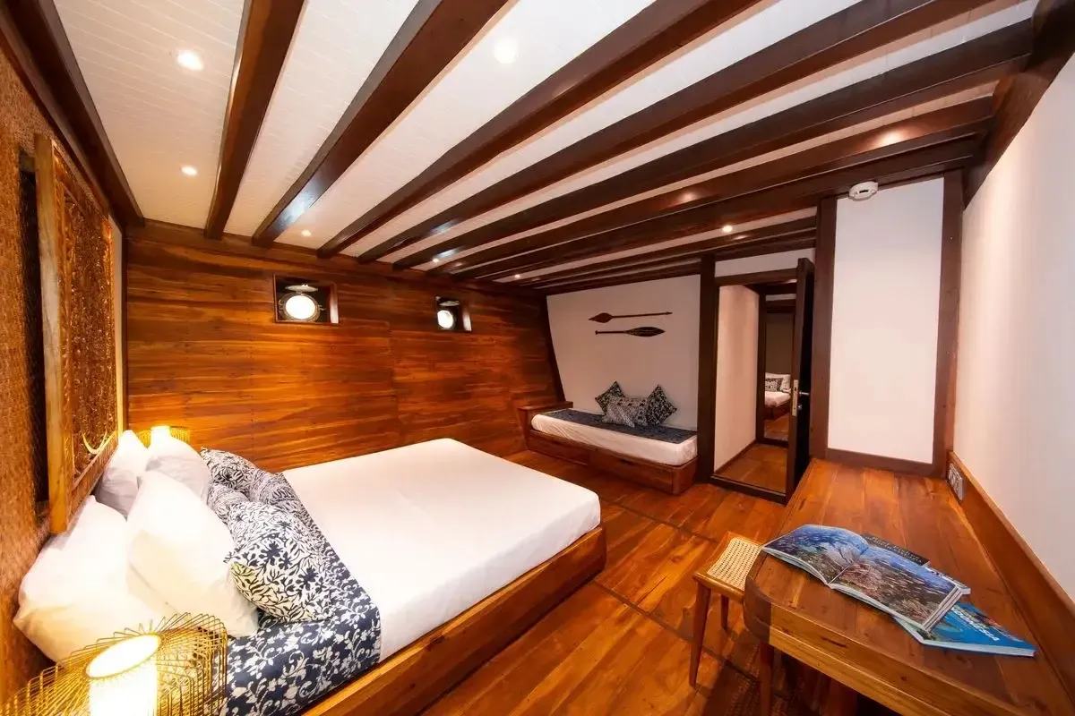 Liveaboard interior — Double Cabin Coralia Liveaboard