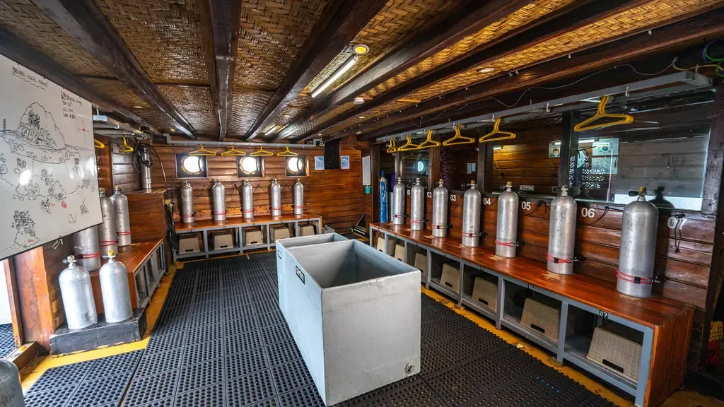 Liveaboard interior — Dive Deck Neomi Liveaboard 1