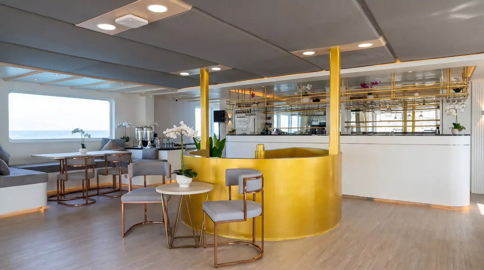 Liveaboard interior — lasha cruise lounge resto dining2