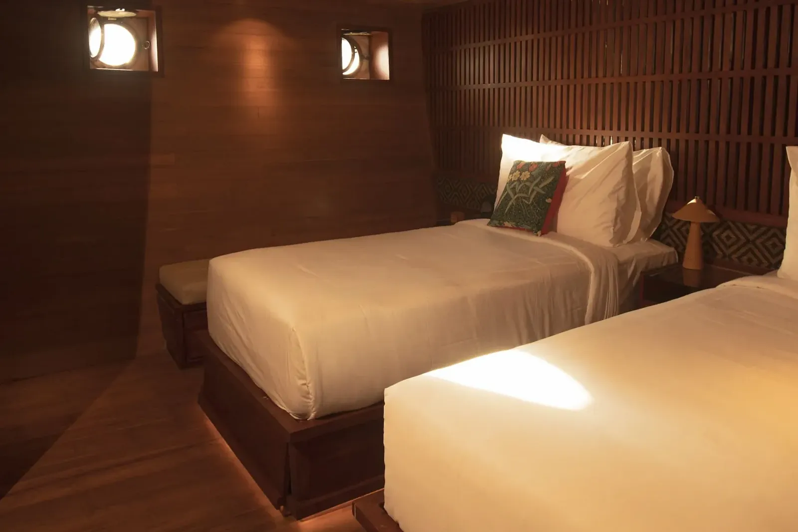 Liveaboard interior — Cabin Lower Deck twin